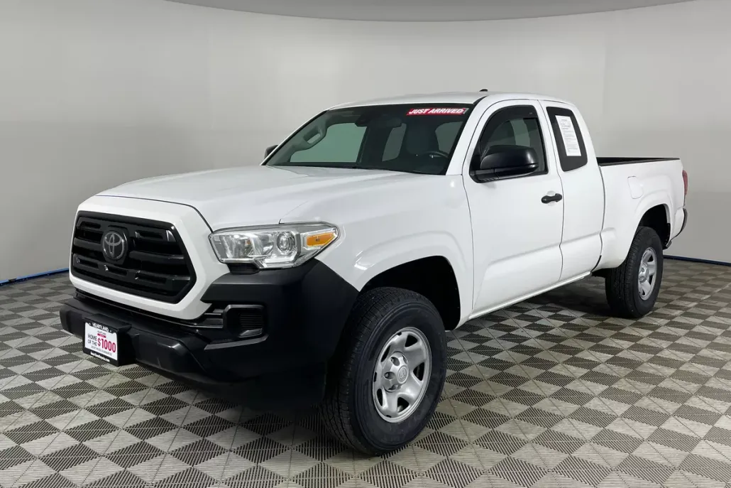 2019 Toyota Tacoma SR5 photo 1