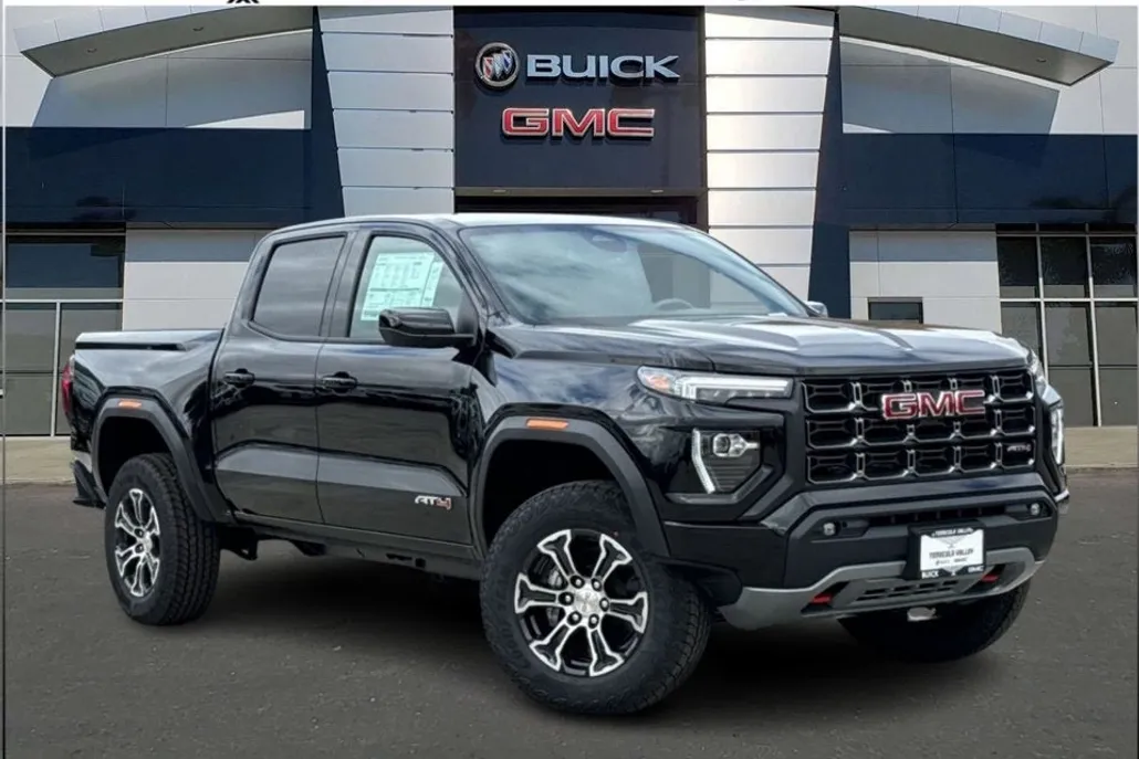 2025 Gmc Canyon AT4 photo 1