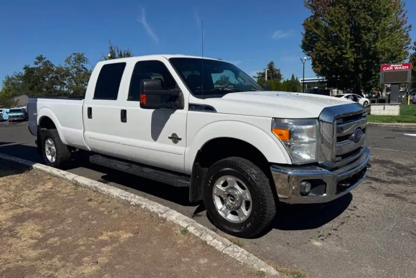 2016 Ford F-350 XLT photo 1