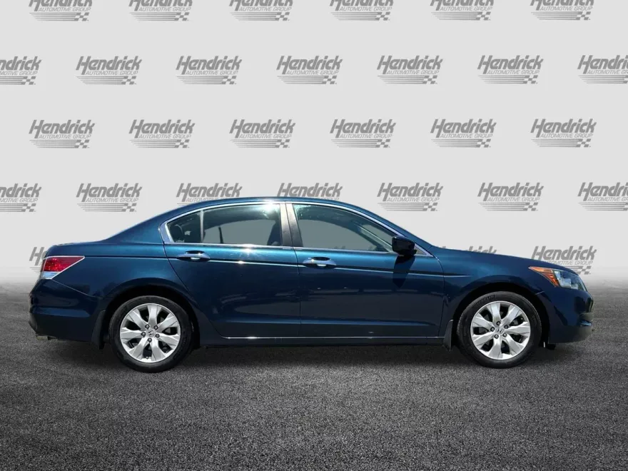 2010 Honda Accord EX-L photo 1