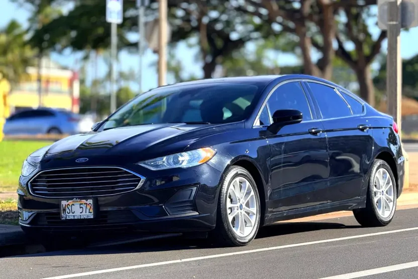 2020 Ford Fusion Hybrid SE photo 1
