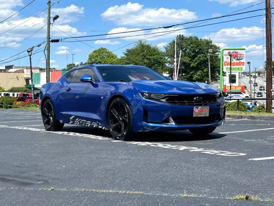 2019 Chevrolet Camaro 2LT Coupe photo 1