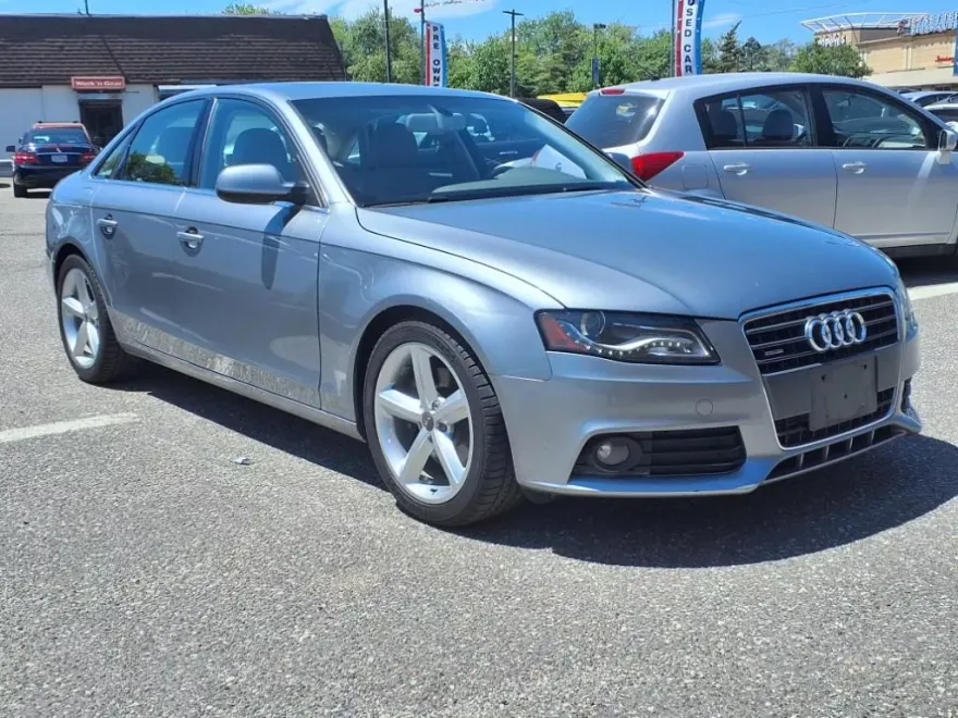 2011 Audi A4 2.0T Premium Plus photo 1