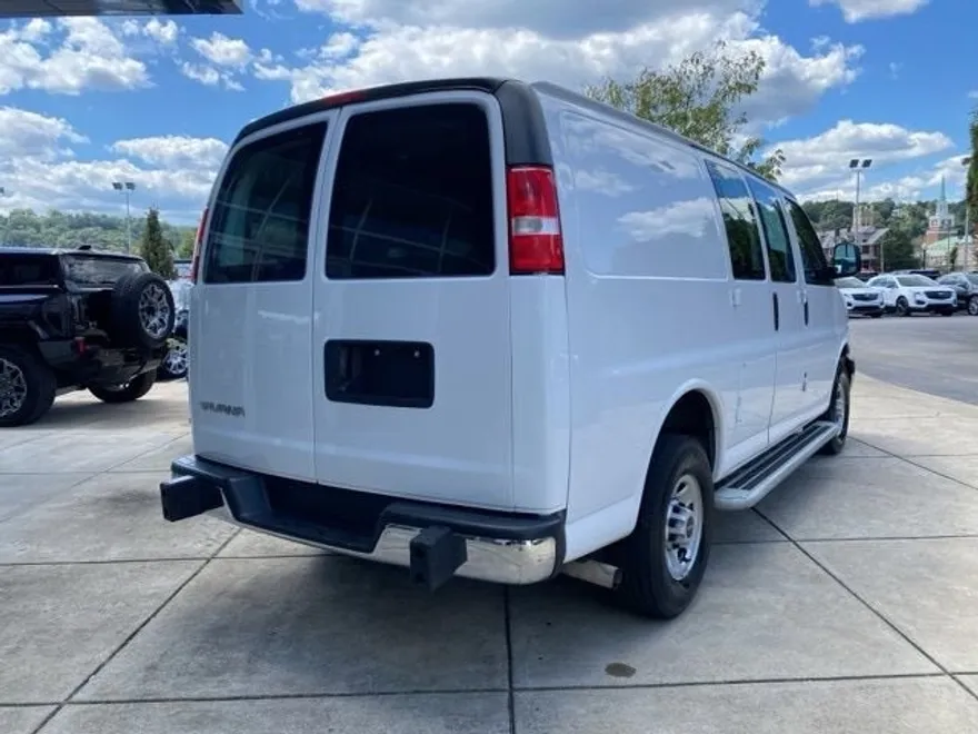2023 Gmc Savana Cargo 2500 photo 1