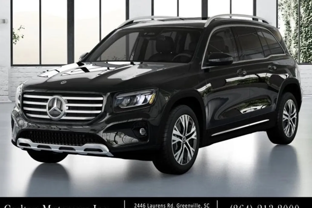 2026 Mercedes Benz GLB 250 4MATIC photo 1