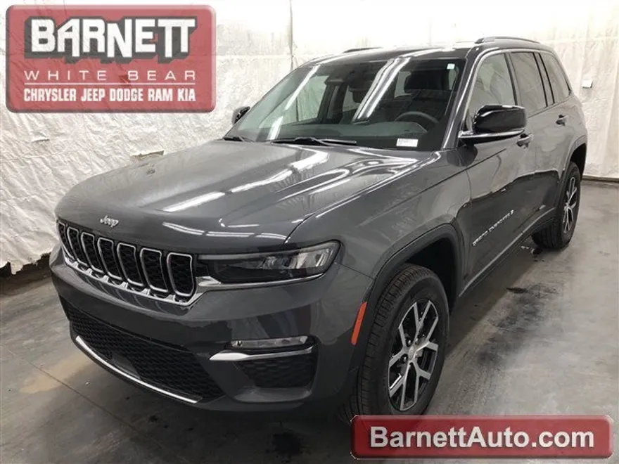 2023 Jeep Grand Cherokee Limited photo 1