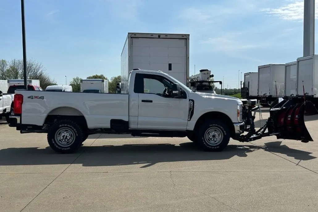 2024 Ford F-250 XL photo 1