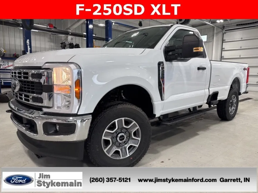 2025 Ford F-250 XLT photo 1