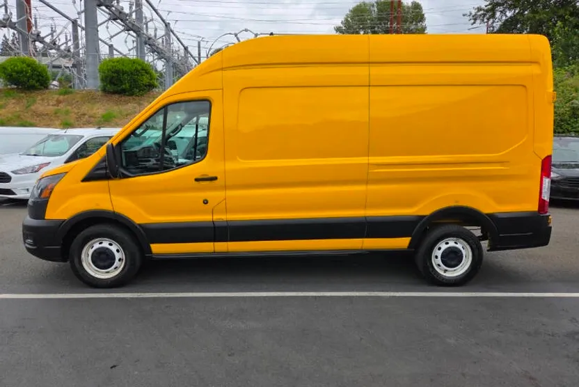 2021 Ford Transit Cargo Van photo 1