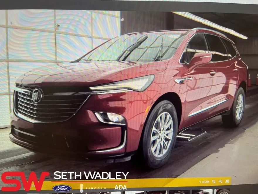 2024 Buick Enclave Premium photo 1