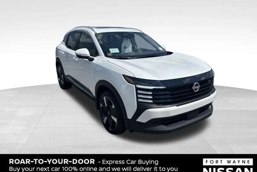2025 Nissan Kicks SR photo 1