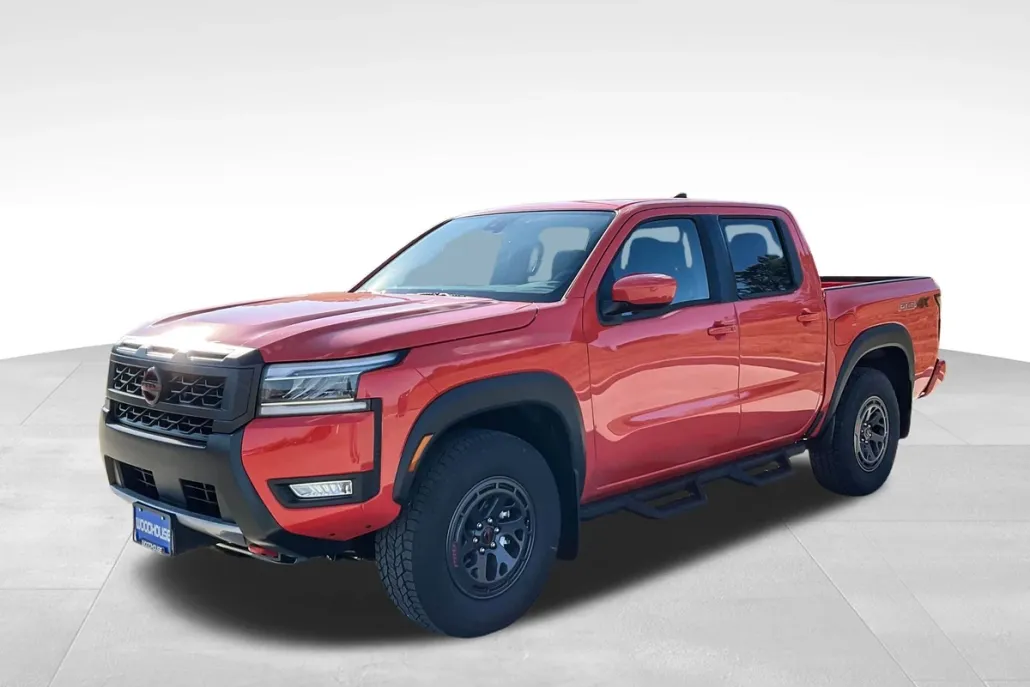 2025 Nissan Frontier PRO-4X photo 1