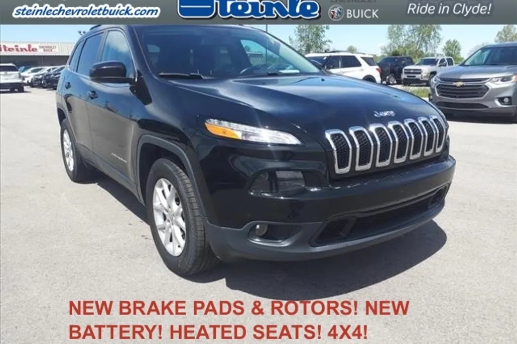 2017 Jeep Cherokee Latitude photo 1