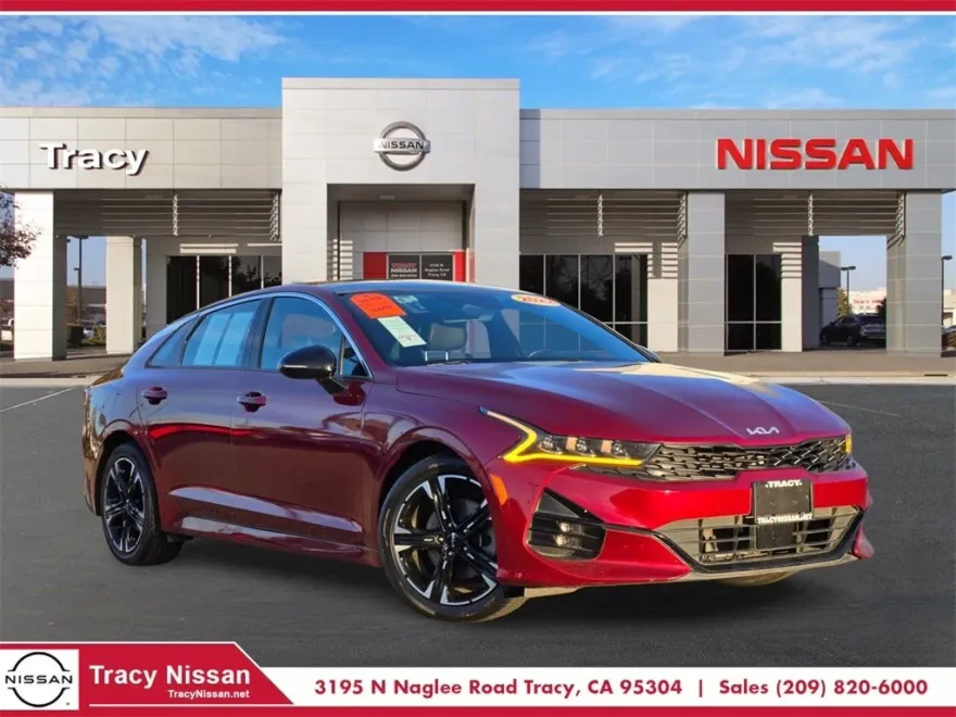 2022 Kia K5 GT-Line photo 1