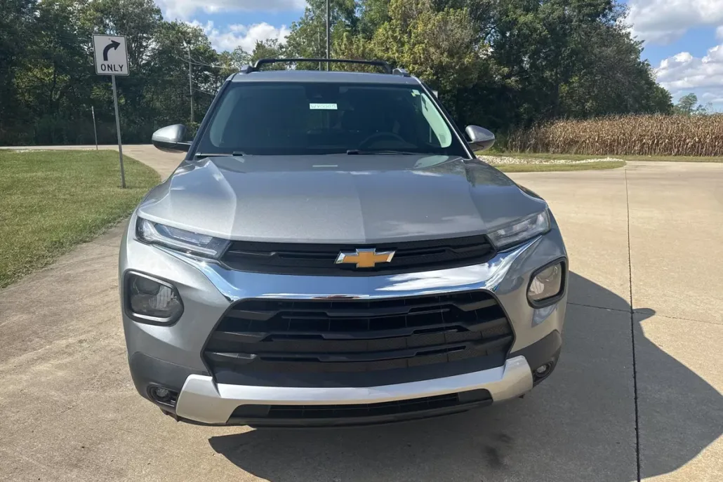 2023 Chevrolet Trailblazer LT photo 1