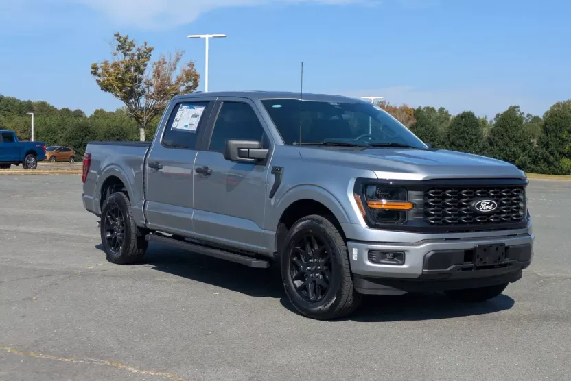 2025 Ford F-150 STX photo 1