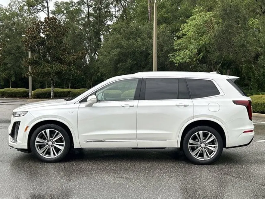 2021 Cadillac XT6 Premium Luxury photo 1