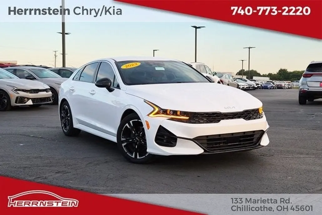 2023 Kia K5 GT-Line photo 1