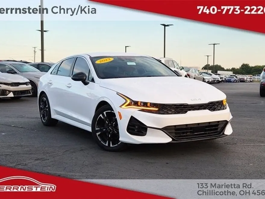 2023 Kia K5 GT-Line photo 1