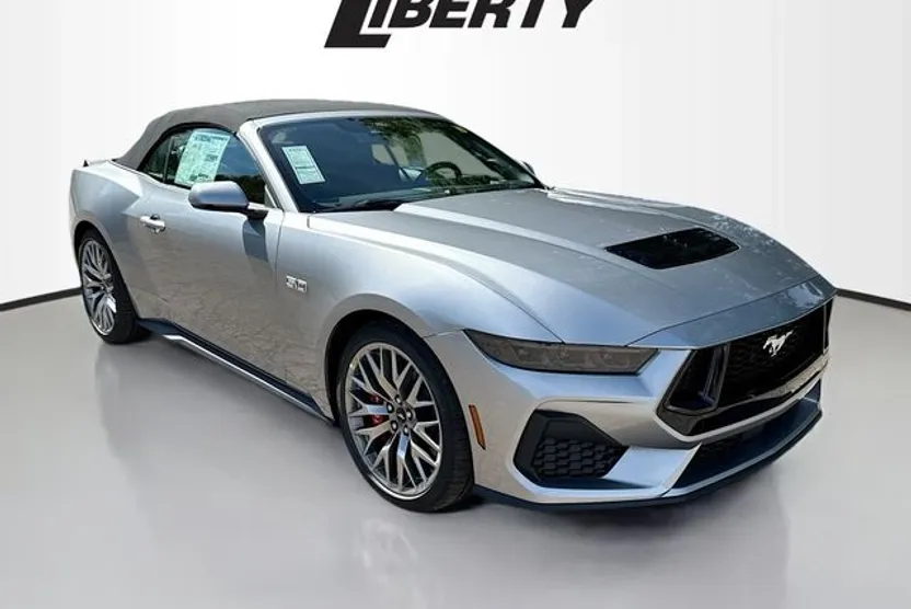 2025 Ford Mustang GT Premium Convertible photo 1