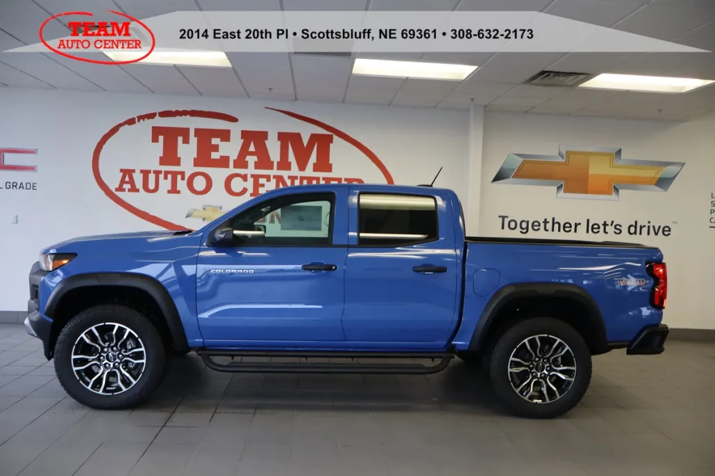 2025 Chevrolet Colorado Trail Boss photo 1