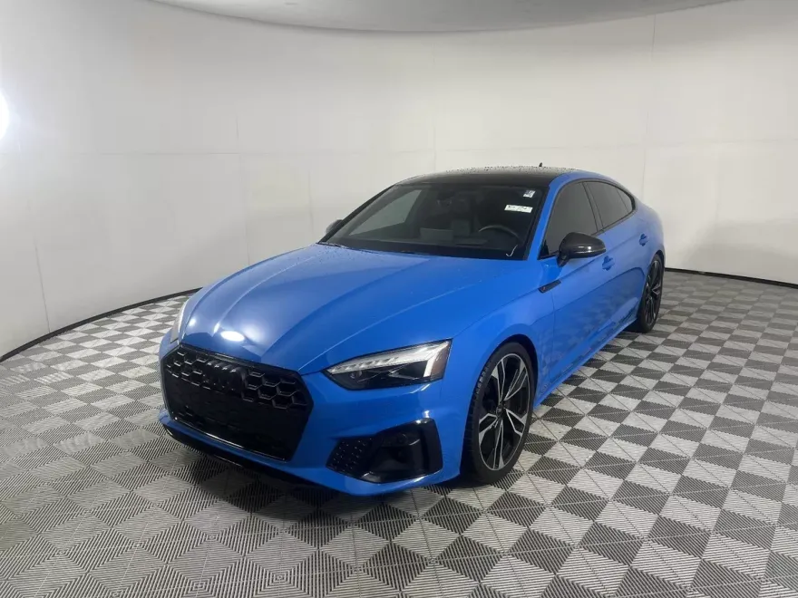 2022 Audi S5 Prestige photo 1