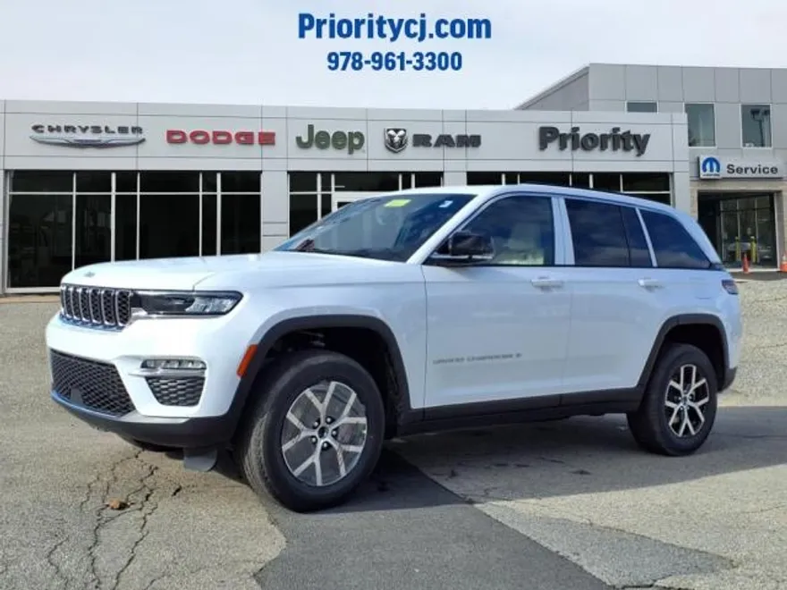 2025 Jeep Grand Cherokee L Summit Reserve photo 1