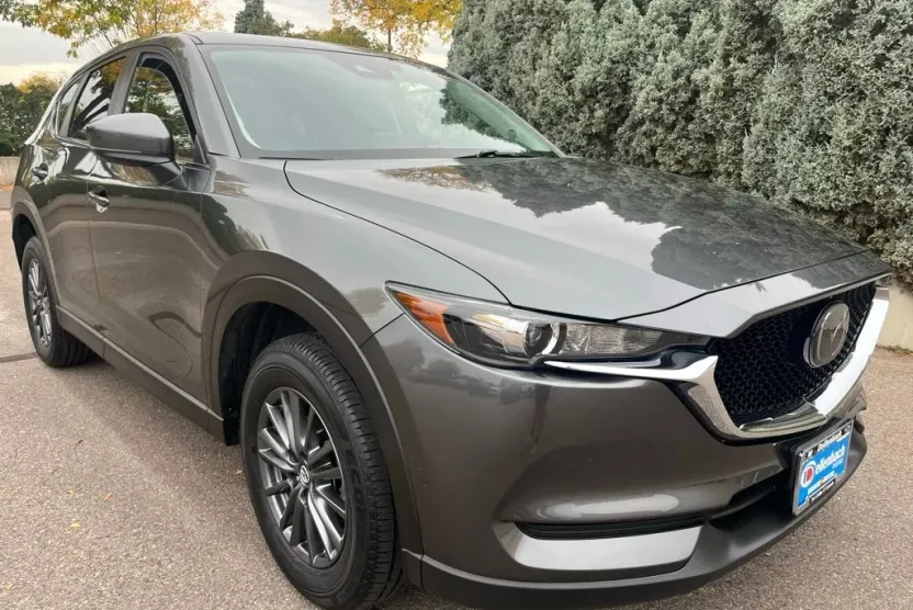 2021 Mazda CX-5 Touring photo 1