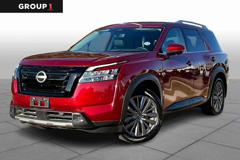 2023 Nissan Pathfinder SL photo 1