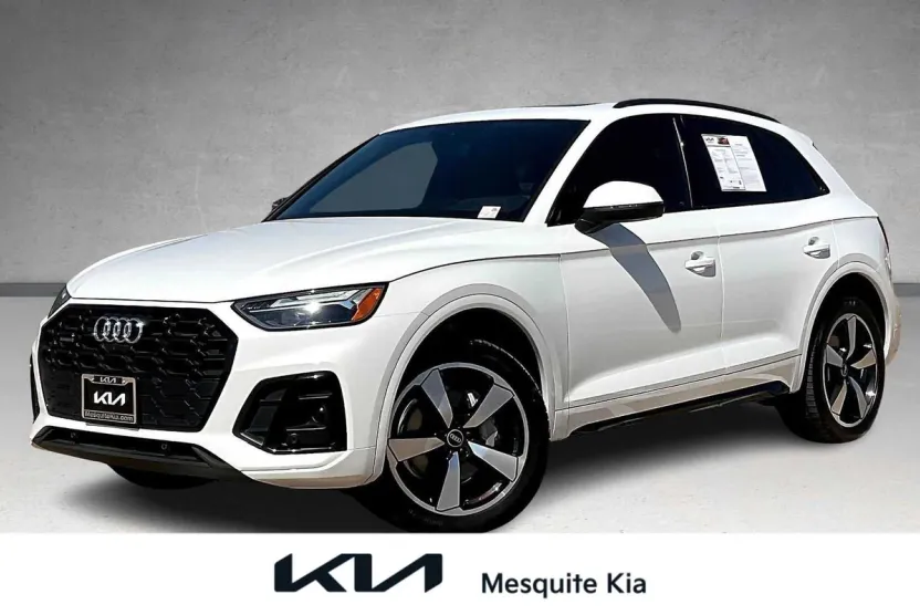 2022 Audi Q5 45 S line Premium photo 1