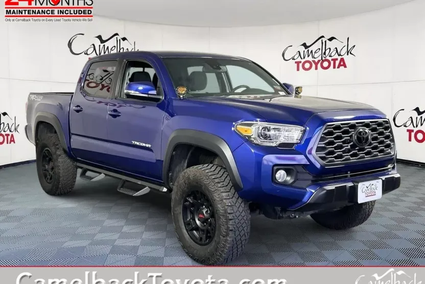 2023 Toyota Tacoma TRD Off-Road photo 1