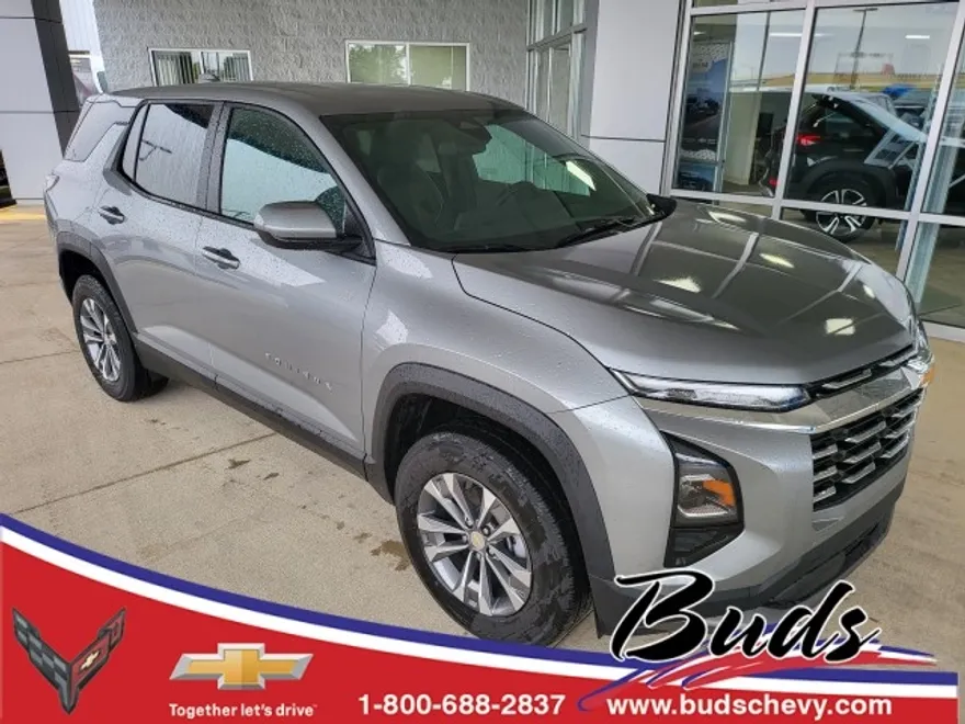 2026 Chevrolet Equinox LT photo 1