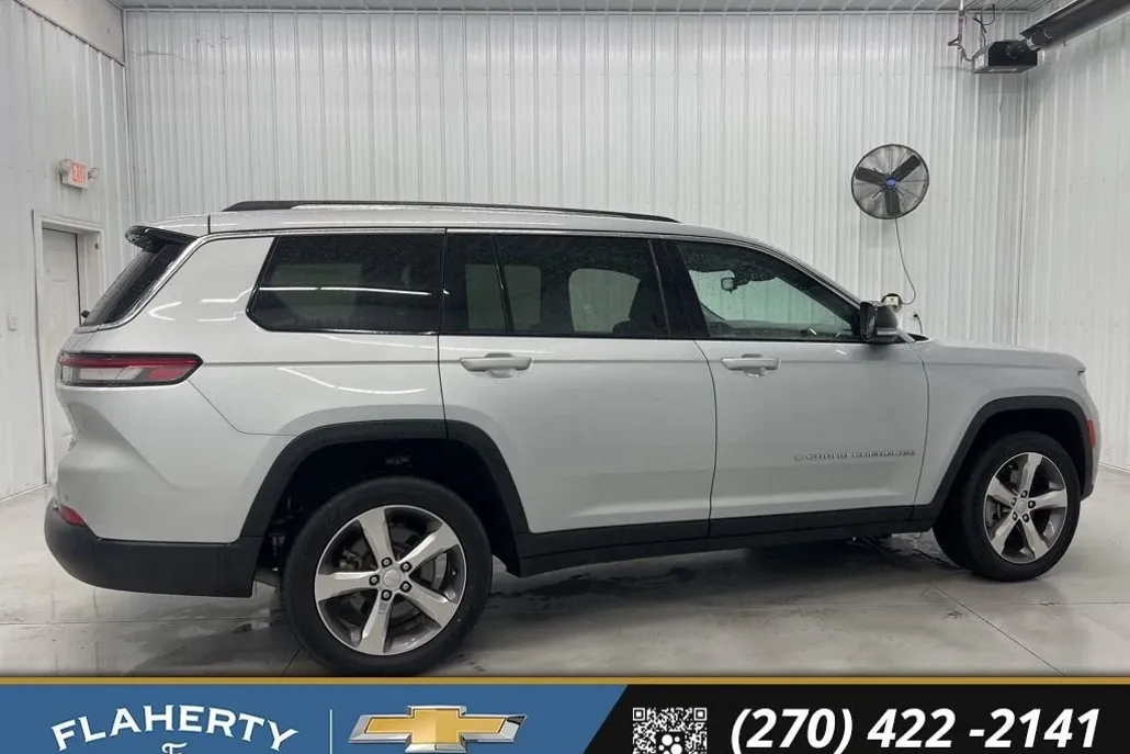 2022 Jeep Grand Cherokee Limited photo 1