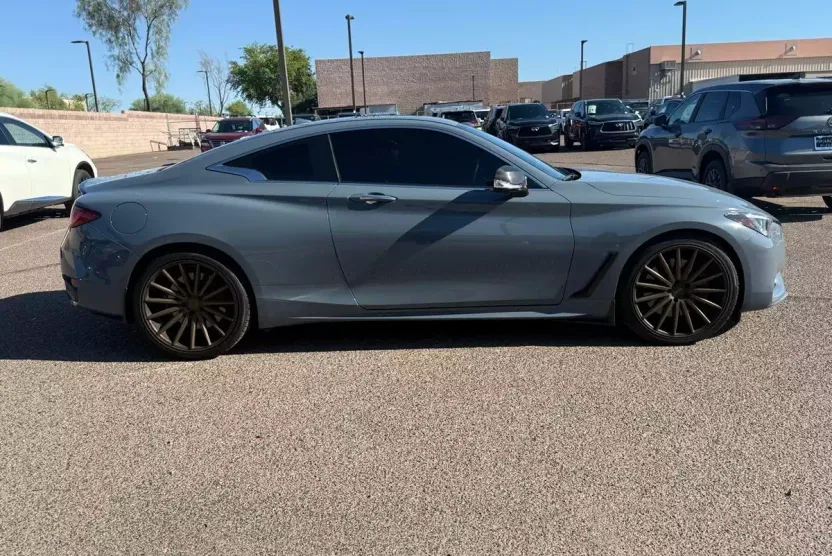 2022 Infiniti Q60 Red Sport 400 photo 1