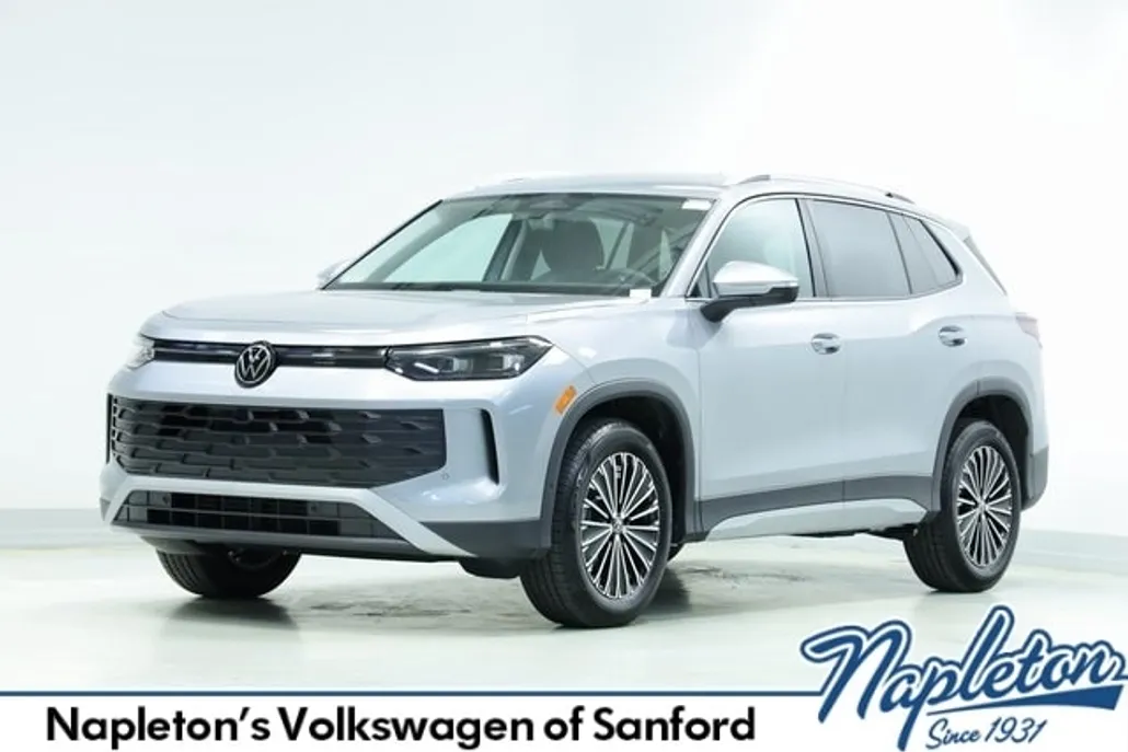 2025 Volkswagen Tiguan S photo 1