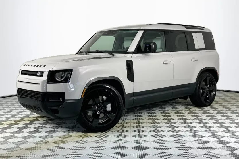 2026 Land Rover Defender 110 S photo 1