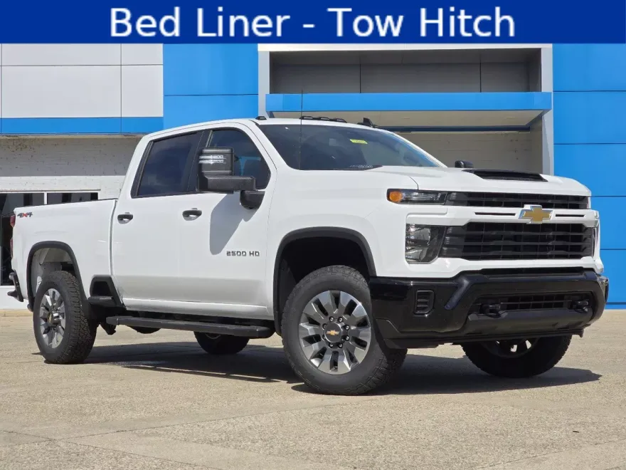2025 Chevrolet Silverado 2500HD Custom photo 1