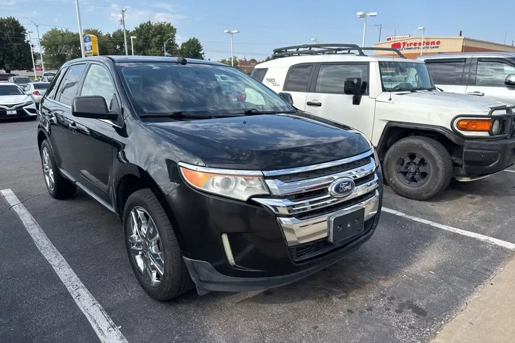 2011 Ford Edge Limited photo 1