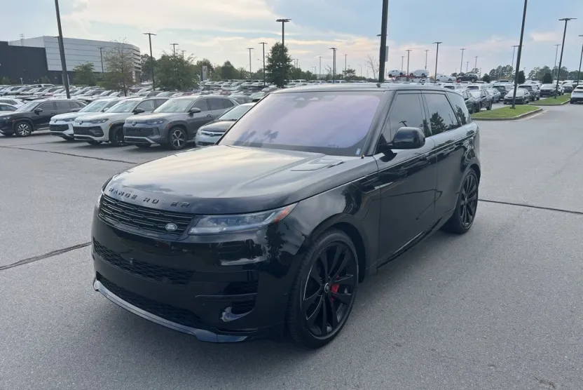 2023 Land Rover Range Rover Sport P530 First Edition photo 1
