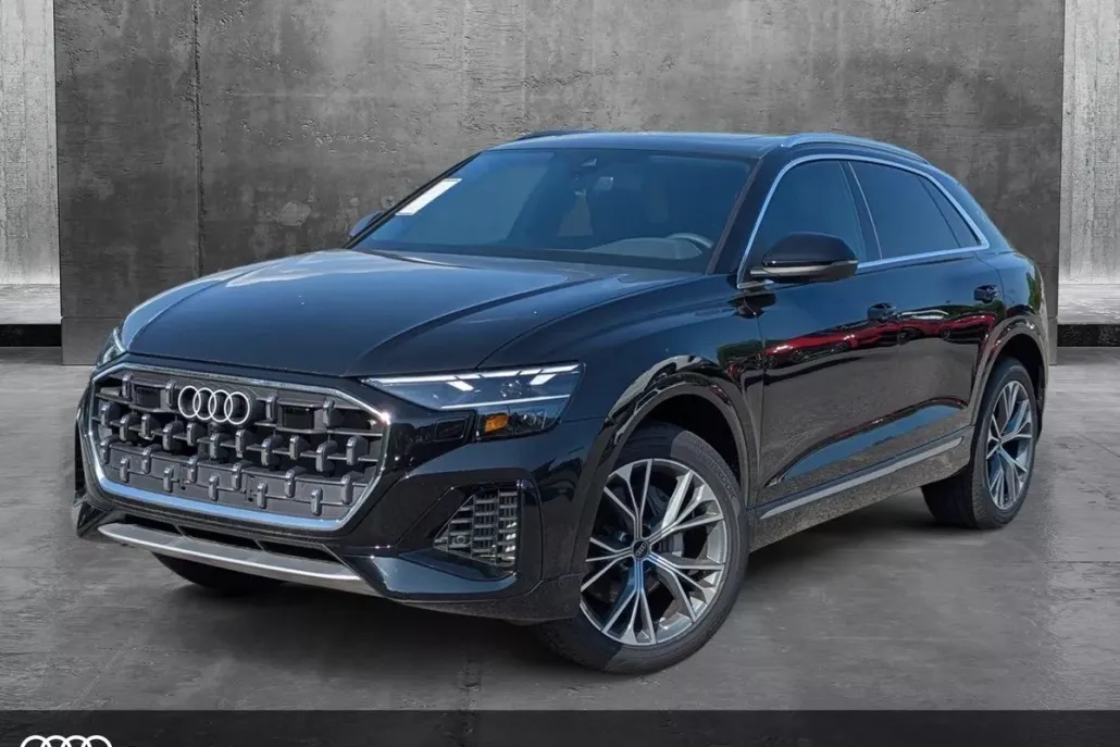 2025 Audi Q8 55 Premium photo 1