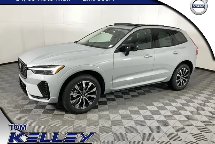 2025 Volvo XC60 B5 Core photo 1