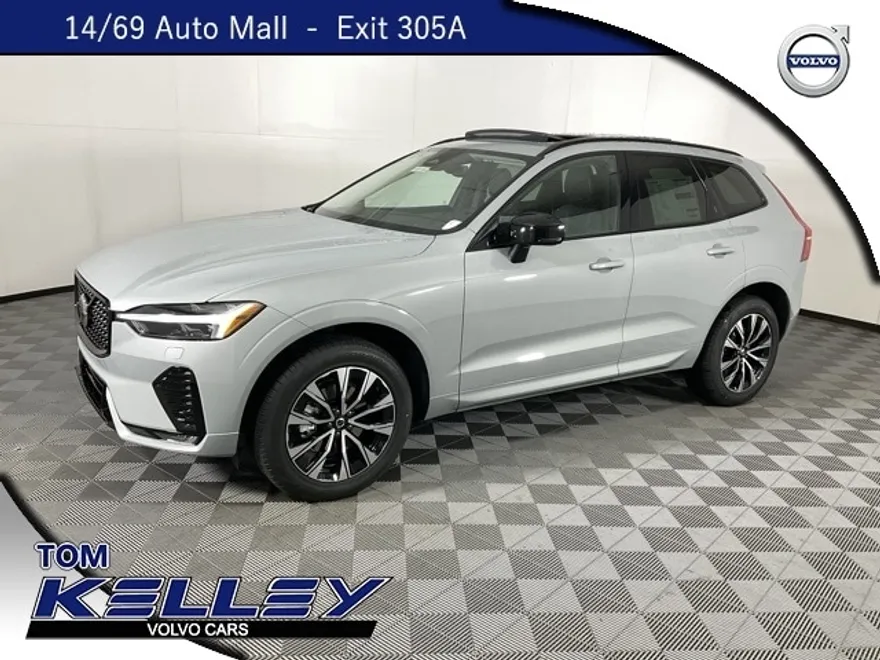 2025 Volvo XC60 B5 Core photo 1