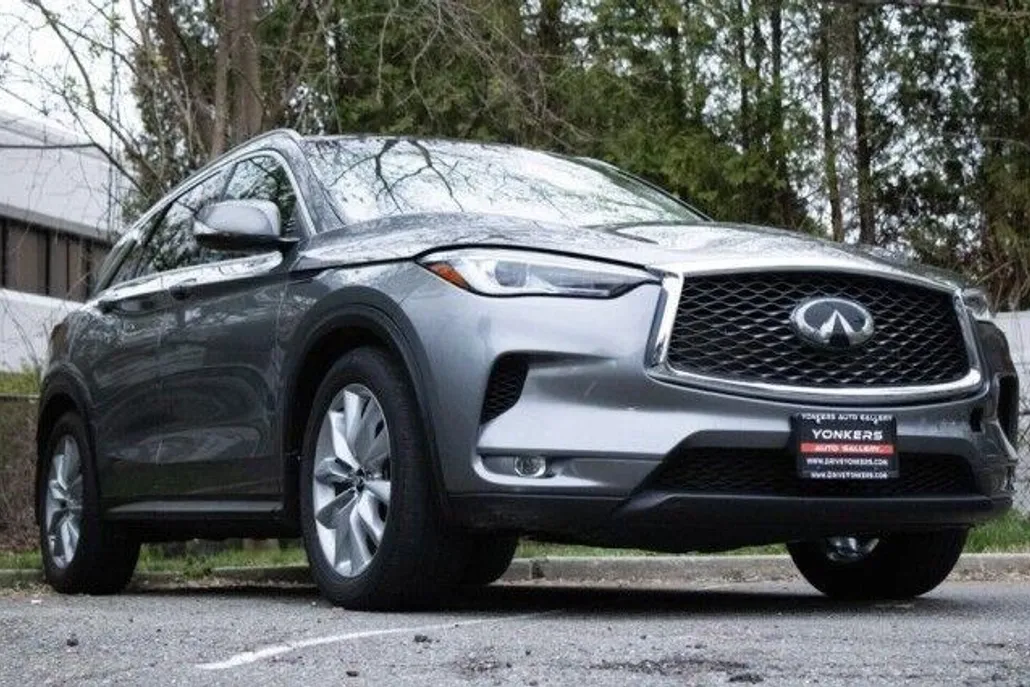 2021 Infiniti QX50 Luxe photo 1