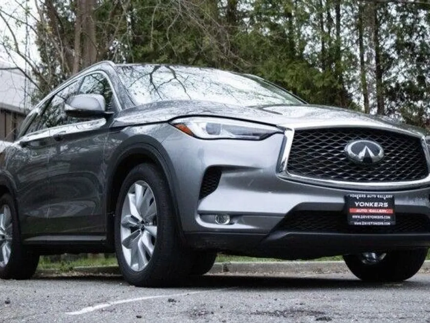 2021 Infiniti QX50 Luxe photo 1