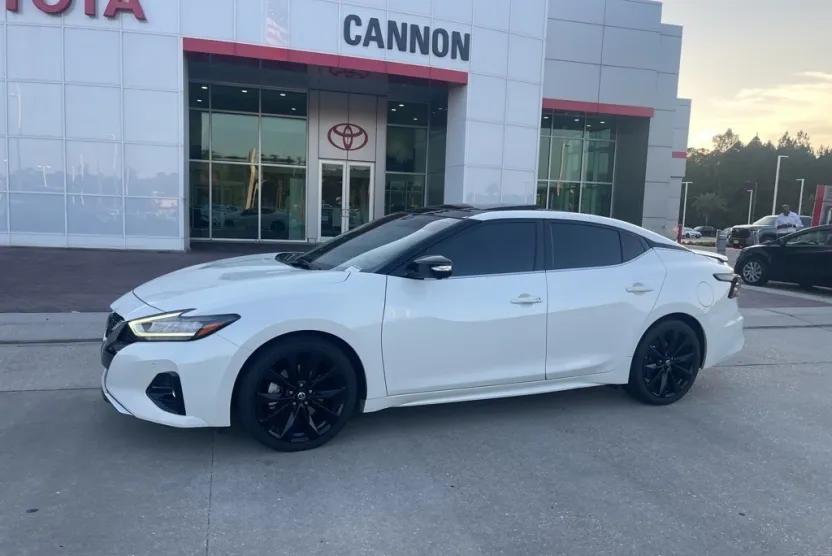 2020 Nissan Maxima SR photo 1