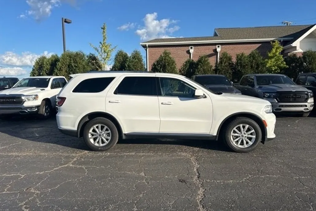 2021 Dodge Durango SXT Plus photo 1