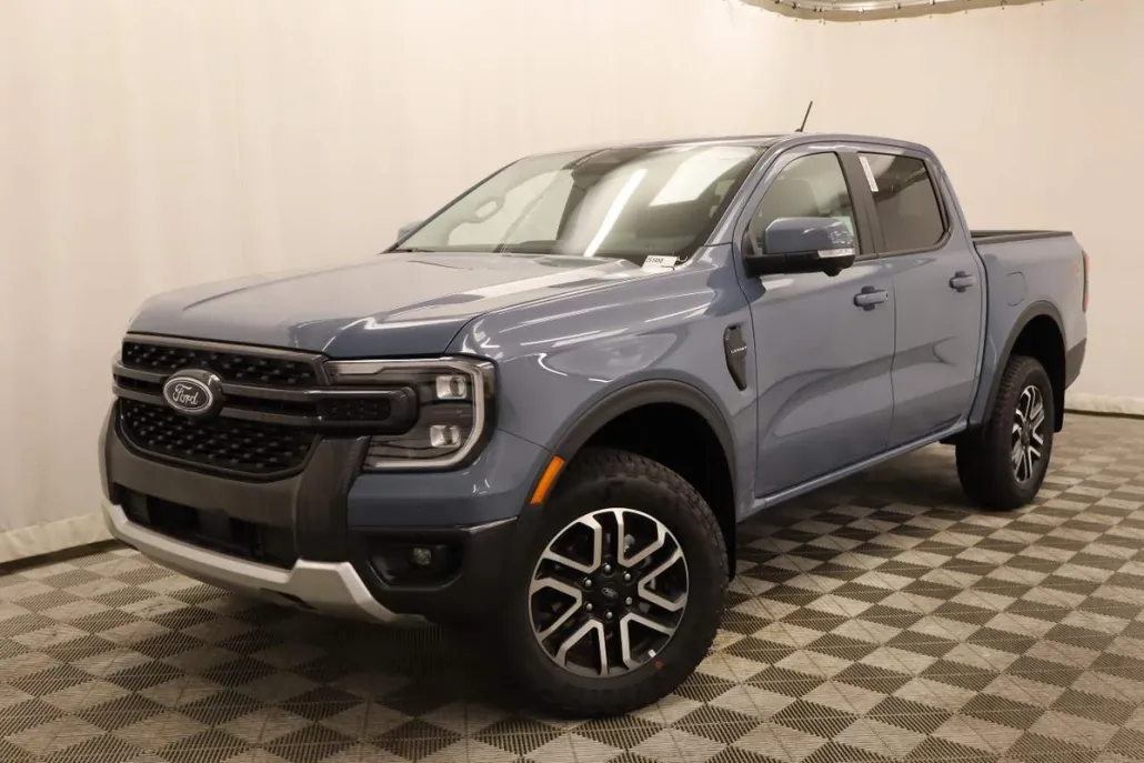2025 Ford Ranger Lariat photo 1