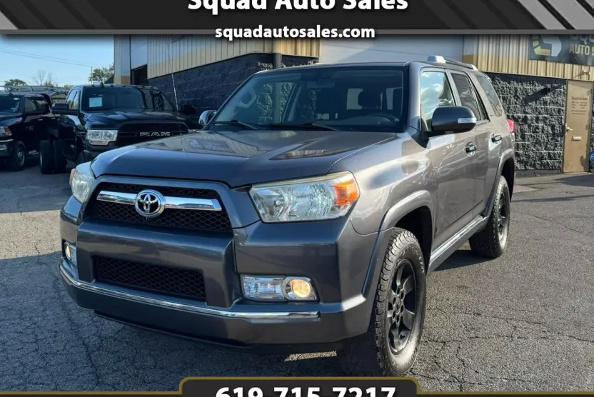 2011 Toyota 4Runner SR5 photo 1