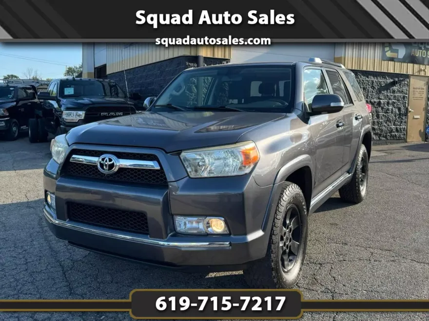 2011 Toyota 4Runner SR5 photo 1