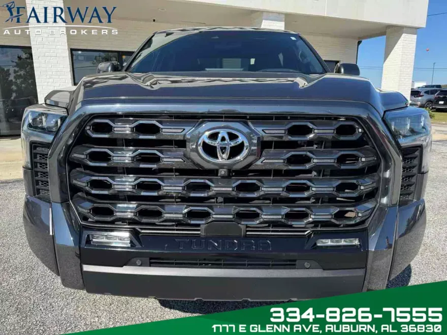2022 Toyota Tundra Platinum CrewMax photo 1